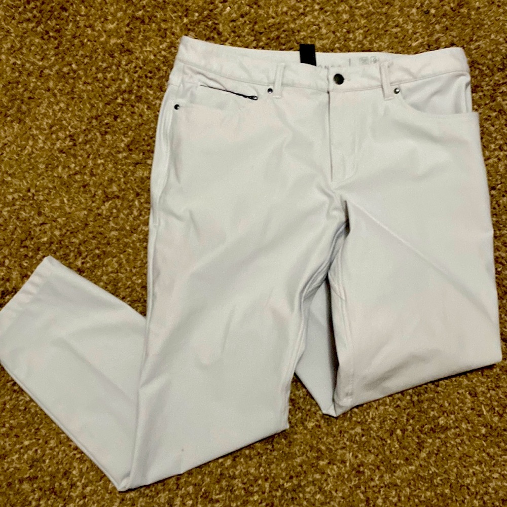 8S4.  7diamonds slim fit pants (men’s)